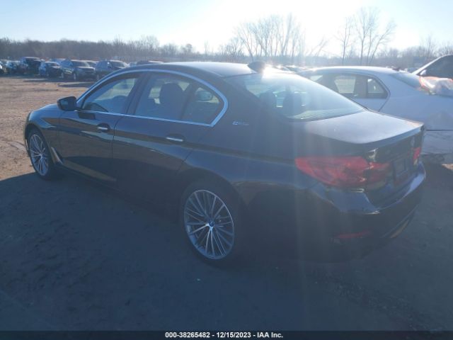 WBAJB1C57JG623956 BMW 530e Xdrive Iperformance