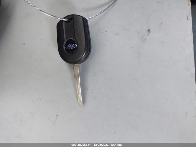 2018 FORD ESCAPE SE VIN: 1FMCU9GDXJUB60021