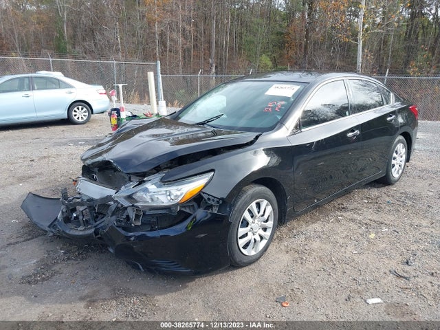 Nissan Altima 2.5 S 2018 1N4AL3AP7JC272592 Image 2