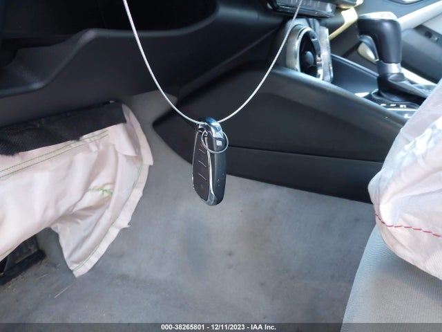 Chevrolet Camaro 1lt 2018 1G1FB1RX6J0138985 Image 11