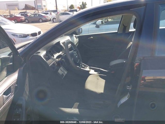 3VW267AJ7GM413352 Volkswagen Jetta 1.4t S