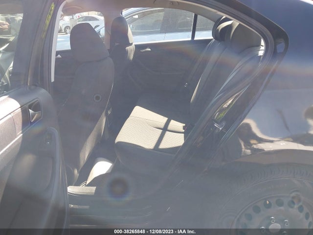 3VW267AJ7GM413352 Volkswagen Jetta 1.4t S