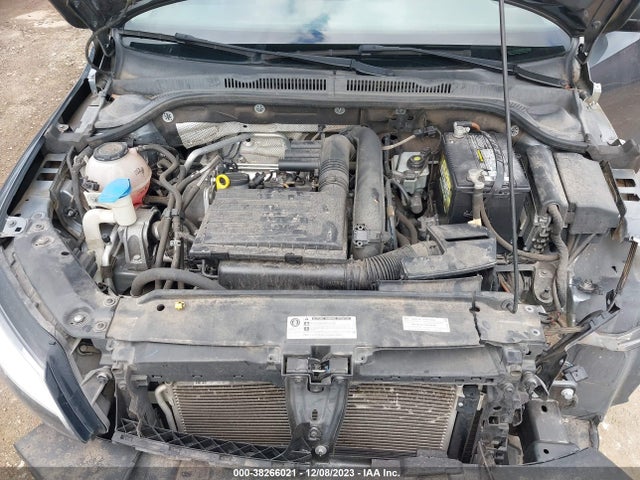 3VW2B7AJ4JM261680 Volkswagen Jetta 1.4t S