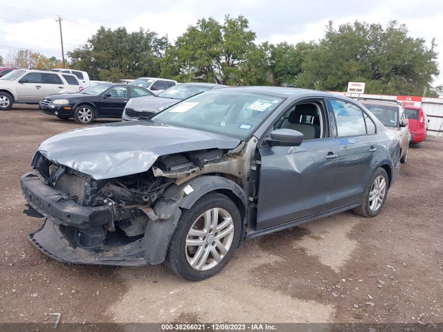 3VW2B7AJ4JM261680 Volkswagen Jetta 1.4t S