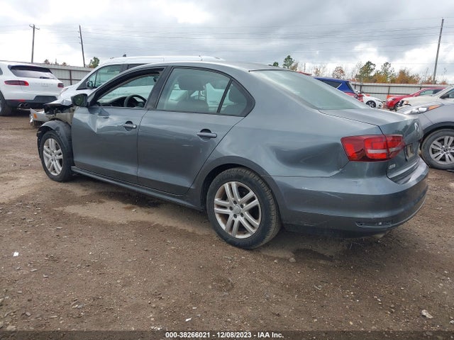 3VW2B7AJ4JM261680 Volkswagen Jetta 1.4t S