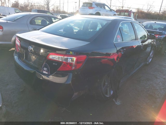 Toyota CAMRY SE 2014 4T1BF1FK4EU326885 Image 4