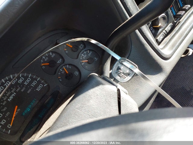 2005 GMC SIERRA 1500 WORK TRUCK VIN: 1GTEC14X25Z358326