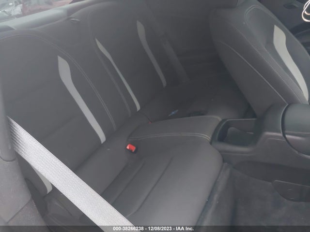 Chevrolet Camaro 1lt 2018 1G1FB1RX7J0138235 Image 8