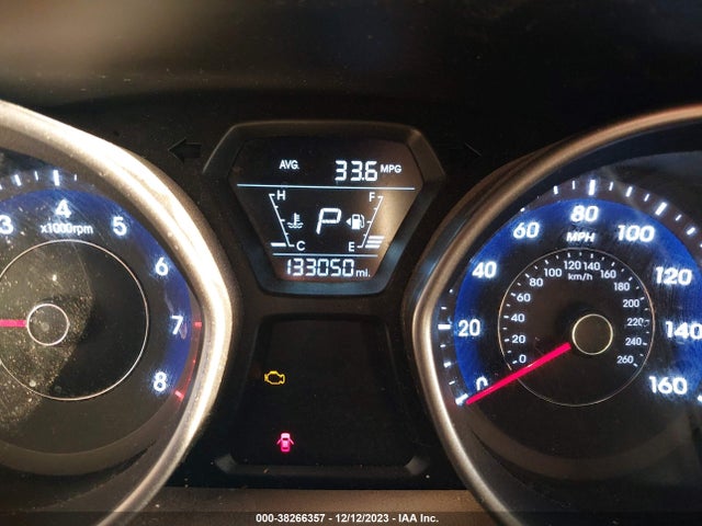 2014 HYUNDAI ELANTRA SE VIN: 5NPDH4AE2EH532422