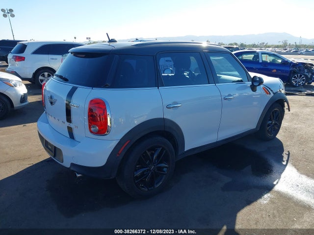 2013 MINI COUNTRYMAN WMWZB3C51DWR35778 Photo 3