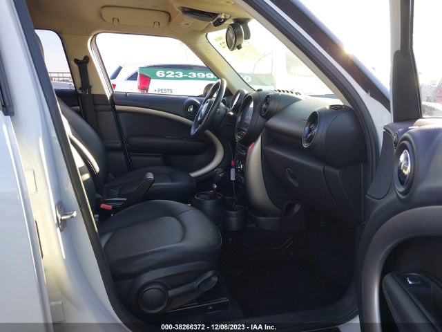 2013 MINI COUNTRYMAN WMWZB3C51DWR35778 Photo 4