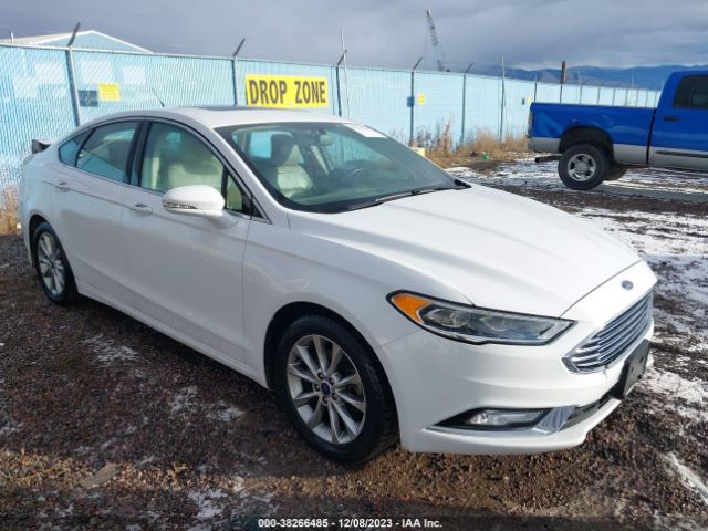 3FA6P0HD7HR132817 Ford FUSION SE