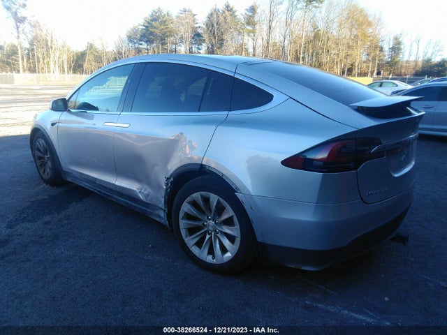 2018 TESLA MODEL X 100D/75D/P100D VIN: 5YJXCBE24JF090977