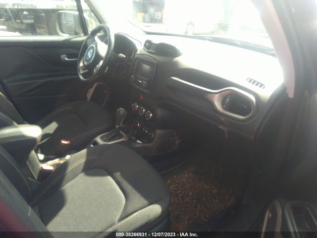 ZACCJBBT3GPE15623 Jeep Renegade 75th Anniversary