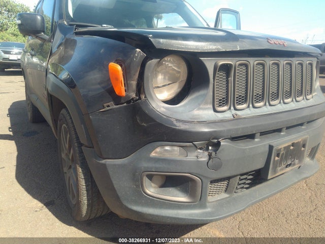 ZACCJBBT3GPE15623 Jeep Renegade 75th Anniversary