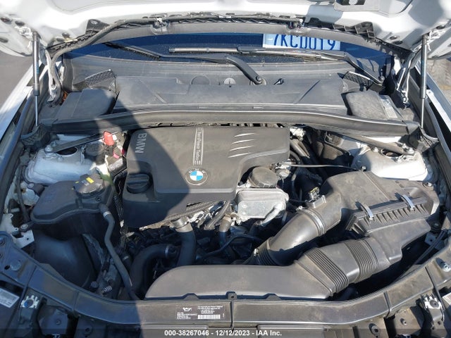 BMW X1 Sdrive28i 2015 WBAVM1C59FV316576 Image 10