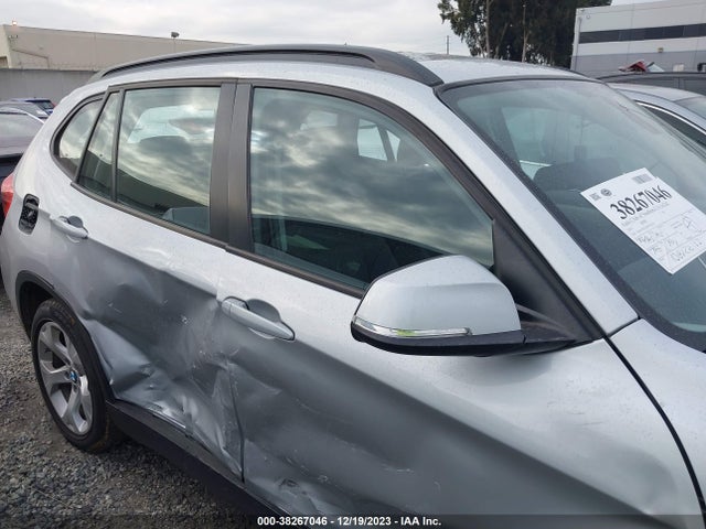 BMW X1 Sdrive28i 2015 WBAVM1C59FV316576 Image 14