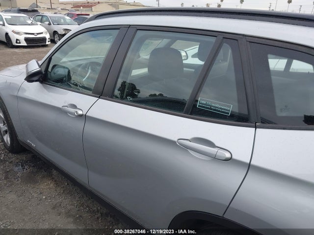 BMW X1 Sdrive28i 2015 WBAVM1C59FV316576 Image 15