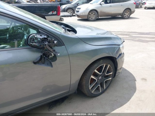 YV140MTL8J2459601 Volvo S60 T5 Dynamic