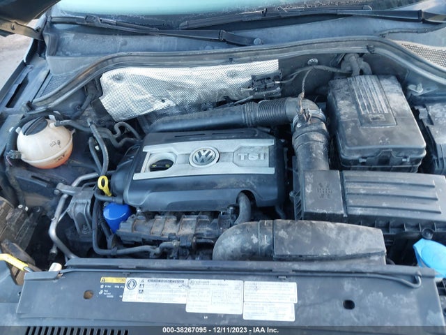 WVGBV7AX9FW552659 Volkswagen 2015