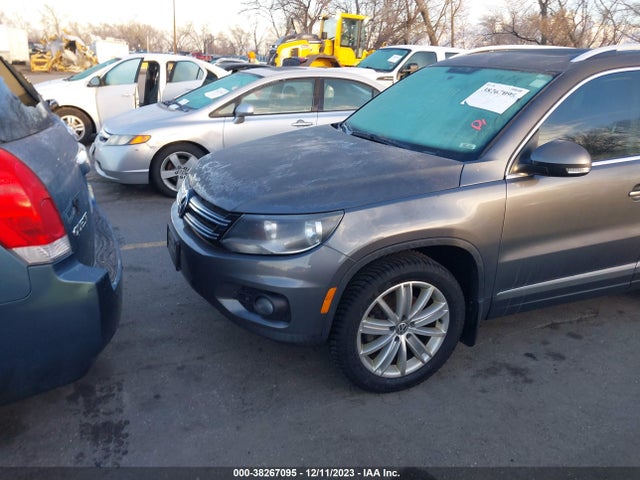 WVGBV7AX9FW552659 Volkswagen 2015