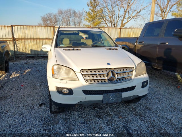 2007 MERCEDES-BENZ ML 500 VIN: 4JGBB75EX7A274323