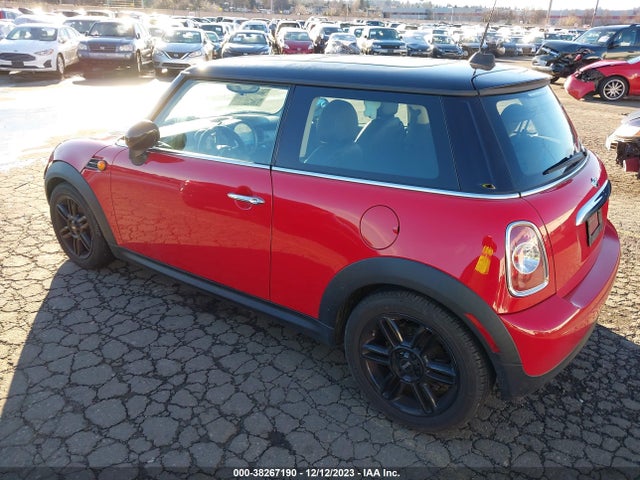 2012 MINI COOPER WMWSU3C53CT259510 Photo 2