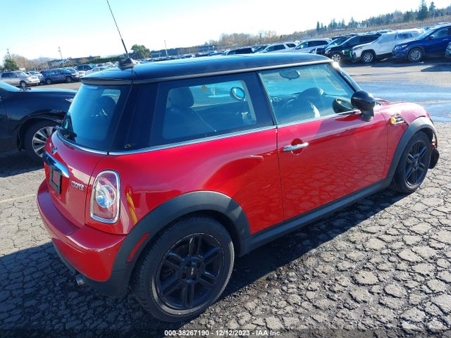 2012 MINI COOPER WMWSU3C53CT259510 Photo 3