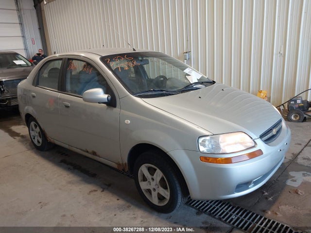 2005 CHEVROLET AVEO LS VIN: KL1TD52635B325101