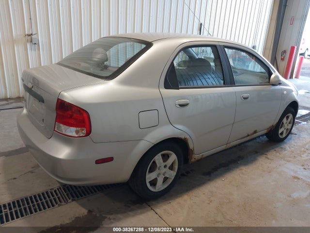 2005 CHEVROLET AVEO LS VIN: KL1TD52635B325101