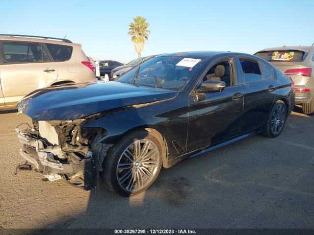 BMW 530I 2019 WBAJA5C51KG900595 Image 2