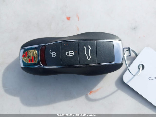 2018 PORSCHE MACAN WP1AB2A55JLB35218 Photo 10