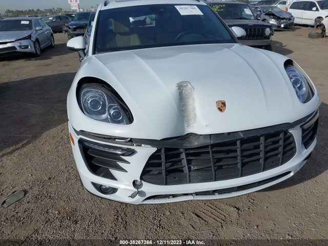 2018 PORSCHE MACAN WP1AB2A55JLB35218 Photo 5