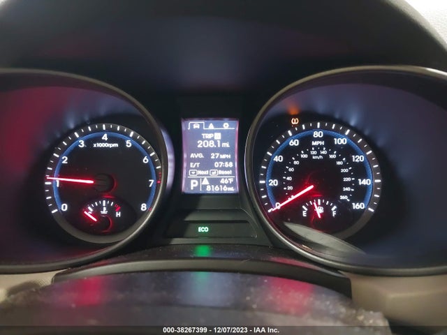 2016 HYUNDAI SANTA FE SPORT 2.4L VIN: 5XYZTDLB3GG351153