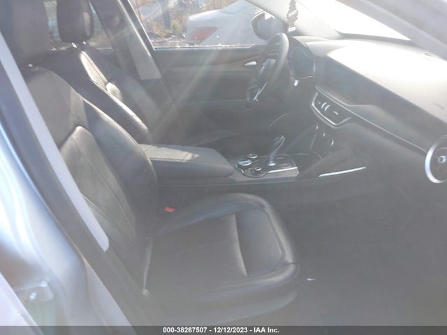 ZASFAKBN8J7B70554 Alfa Romeo Stelvio Ti Awd