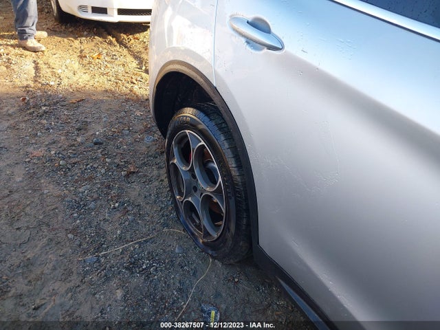 ZASFAKBN8J7B70554 Alfa Romeo Stelvio Ti Awd