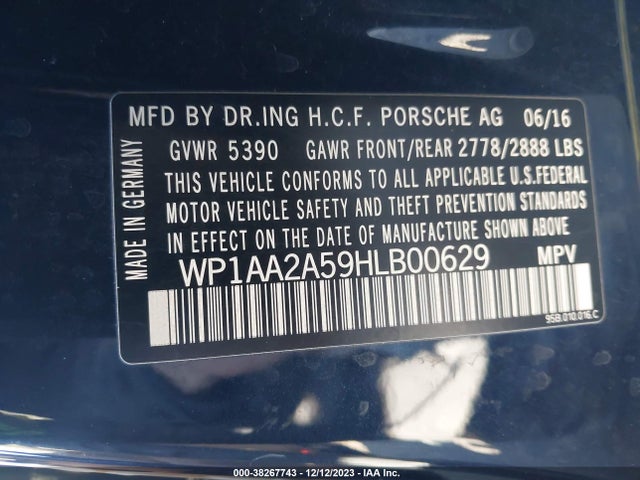 2017 PORSCHE MACAN WP1AA2A59HLB00629 Photo 8