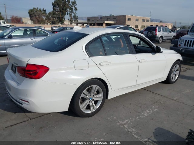 BMW 330I 2017 WBA8B9G54HNU50913 Image 4