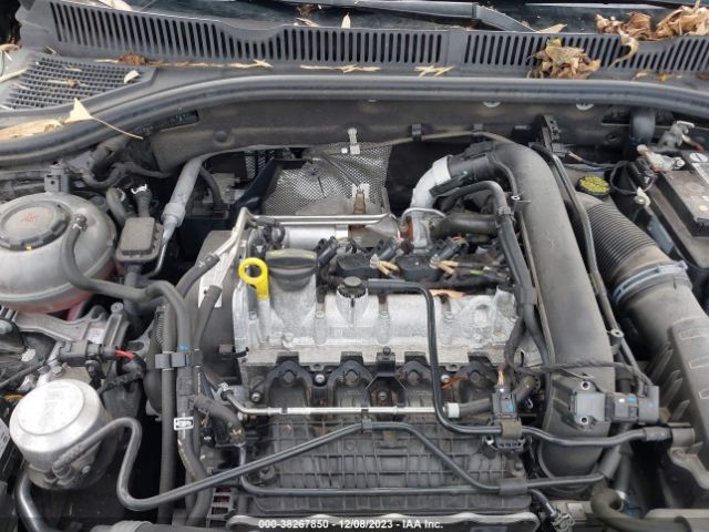 3VWC57BU6KM250900 Volkswagen Jetta R-line/s/se