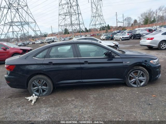 3VWC57BU6KM250900 Volkswagen Jetta R-line/s/se
