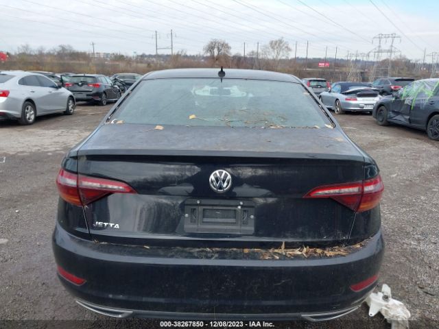 3VWC57BU6KM250900 Volkswagen Jetta R-line/s/se