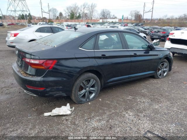 3VWC57BU6KM250900 Volkswagen Jetta R-line/s/se