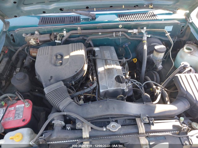 1995 NISSAN TRUCK KING CAB XE VIN: 1N6SD16S2SC373888