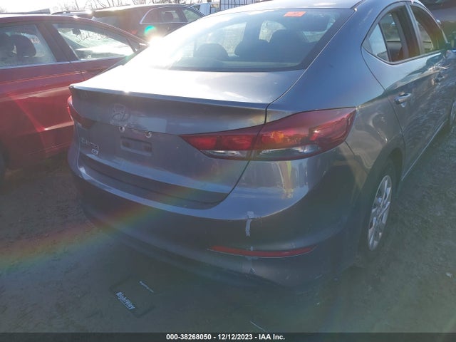 2018 HYUNDAI ELANTRA SE VIN: 5NPD74LF5JH354816