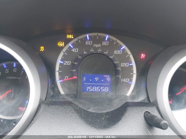 2013 HONDA FIT VIN: JHMGE8H3XDC014407