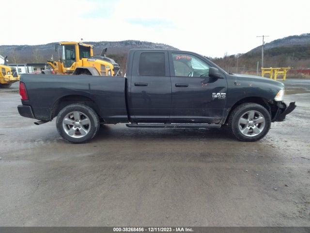 2019 RAM 1500 CLASSIC EXPRESS 4X4 64 BOX VIN: 1C6RR7FG2KS606988