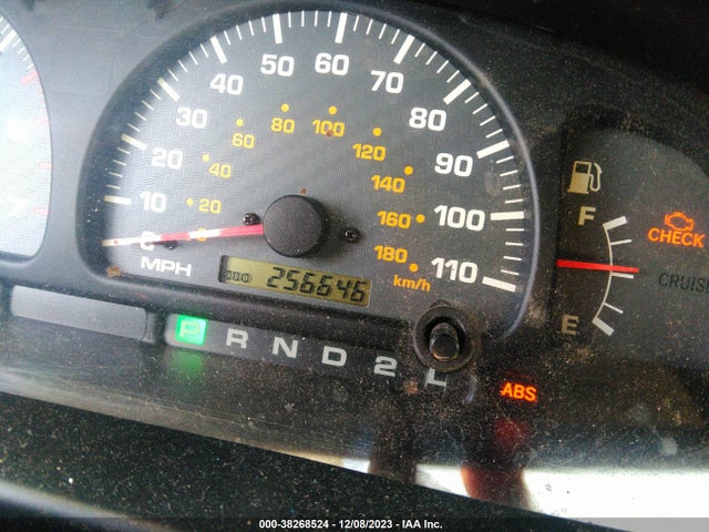 2001 TOYOTA 4RUNNER SR5 VIN: JT3GN86R310207461