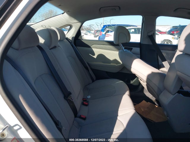 2015 HYUNDAI SONATA SE VIN: 5NPE24AF9FH056752