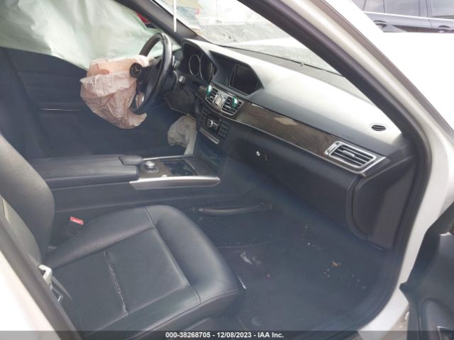 2014 MERCEDES-BENZ E-CLASS WDDHF5KB6EB016640 Photo 4