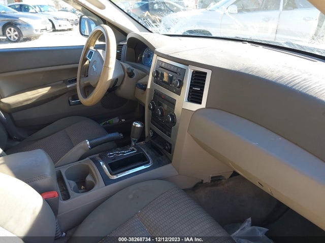 2010 JEEP GRAND CHEROKEE LAREDO VIN: 1J4PR4GK8AC142898